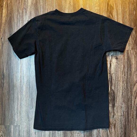 DC Comics Originals Adult SM Keep Calm And Fight On Graphic T-shirt - Picture 2 of 4